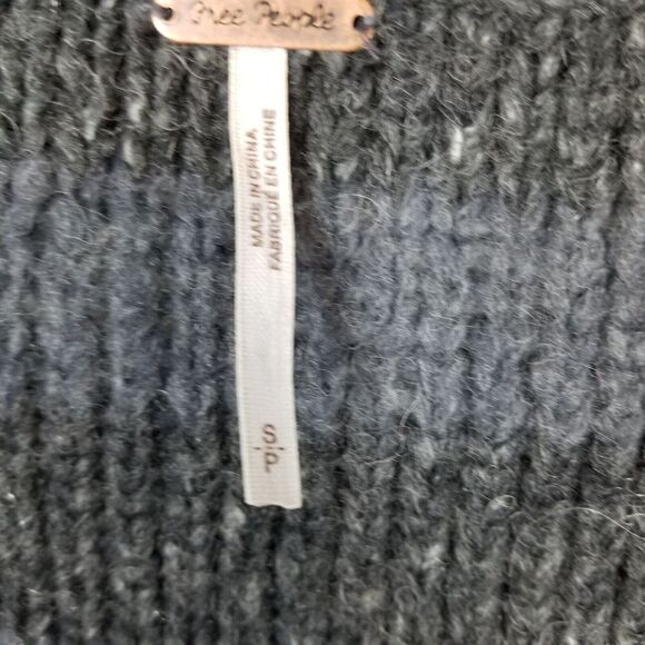 Free People Women Striped Cardigan Sweater Size S Wool Blend Gray Hook & Loop - Picture 6 of 7